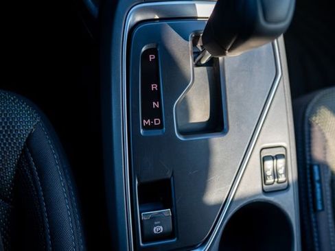 Certified 2024 Subaru Crosstrek 2.0i Premium image 39