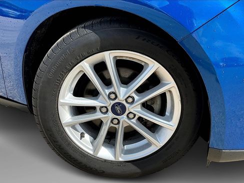 Used 2018 Ford Focus SE image 9