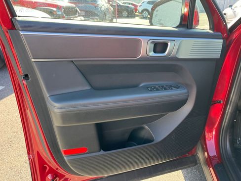 Used 2025 Hyundai Santa Fe SEL image 18