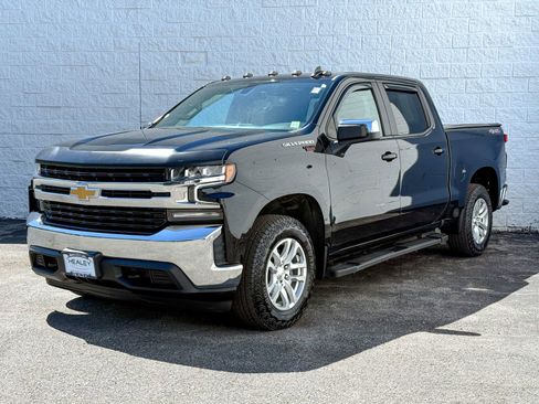 Certified 2021 Chevrolet Silverado 1500 LT AWD/4WD image 3