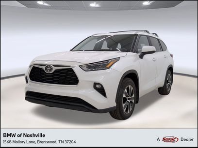 Used 2023 Toyota Highlander XLE