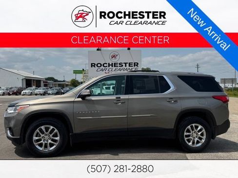 Used 2018 Chevrolet Traverse LT AWD/4WD image 1