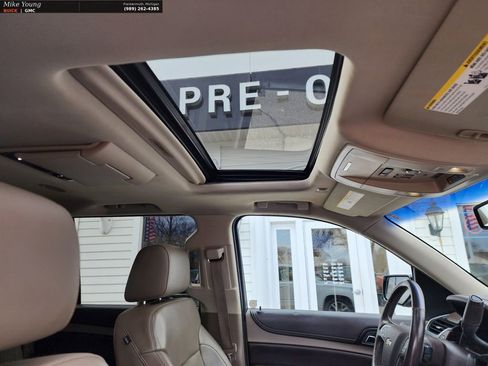 Used 2016 Chevrolet Suburban LTZ image 30