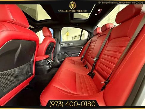 Used 2022 Alfa Romeo Giulia Veloce image 28