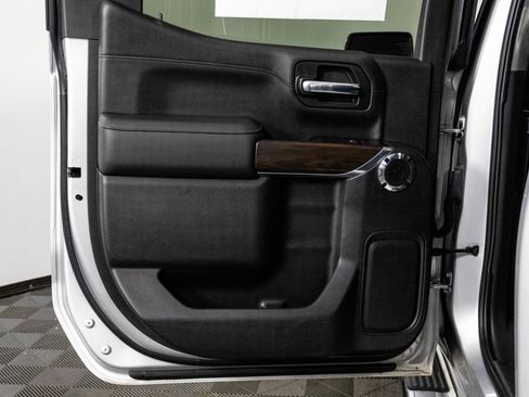 Used 2019 GMC Sierra 1500 SLT w/ SLT Premium Plus Package image 33