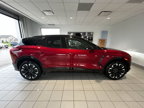 Used 2026 Chevrolet Blazer EV RS w/ Super Cruise Package AWD/4WD image 6