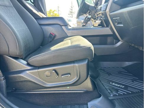 Used 2018 Ford F150 XLT w/ Equipment Group 302A Luxury AWD/4WD image 29