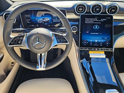 New 2026 Mercedes-Benz GLC 300 image 18