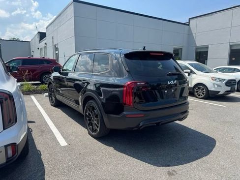Certified 2022 Kia Telluride SX w/ Nightfall Edition Package AWD/4WD image 4