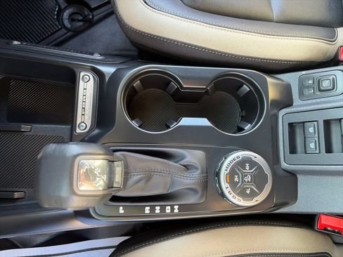 Used 2025 Ford Bronco Big Bend AWD/4WD image 25