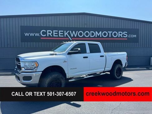 Used 2020 RAM 2500 Tradesman w/ Chrome Appearance Group AWD/4WD image 1