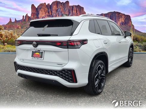New 2026 Volkswagen Tiguan SEL R-Line image 7