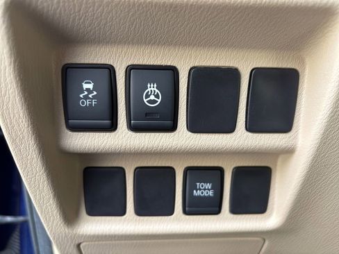 Used 2017 Nissan Pathfinder SV w/ Trailer Tow Package image 4