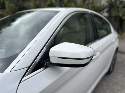 Used 2019 BMW 530i xDrive w/ Convenience Package image 7