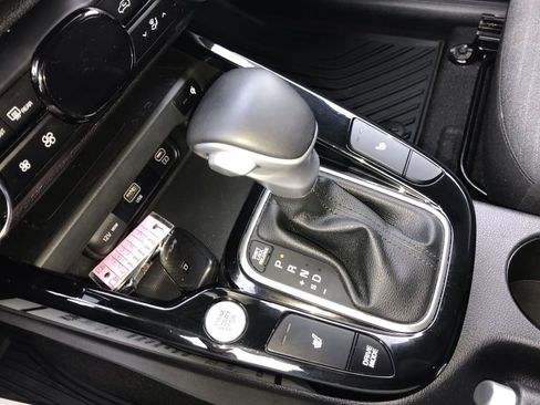 Certified 2023 Kia Soul EX FWD image 20