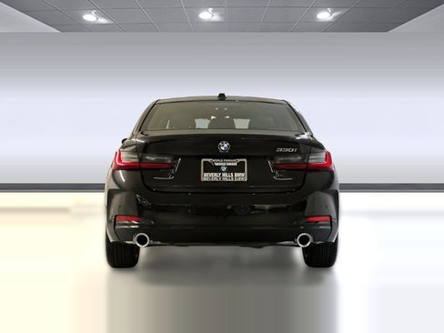 Used 2025 BMW 330i Sedan w/ Convenience Package image 9