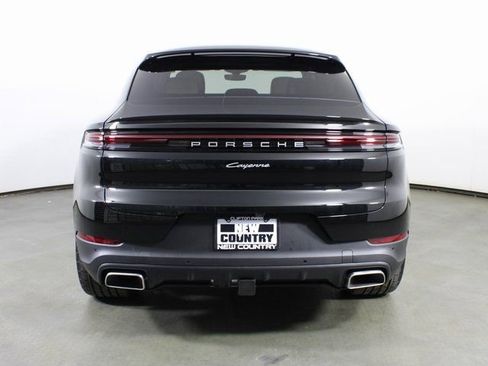 New 2026 Porsche Cayenne Coupe AWD/4WD image 6