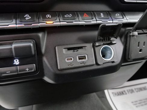 Used 2021 GMC Sierra 1500 SLE w/ X31 Off-Road Package AWD/4WD image 27