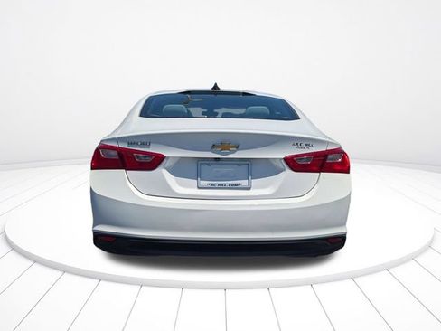 Used 2020 Chevrolet Malibu LS FWD image 4
