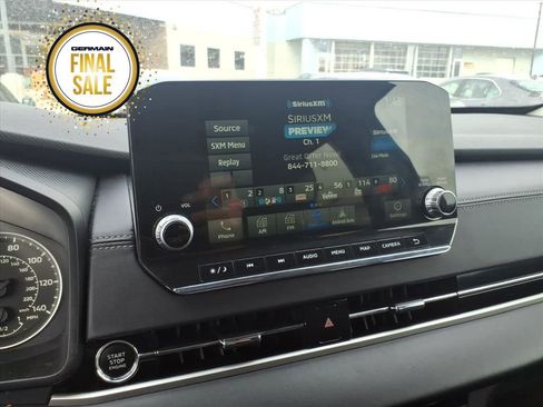 Used 2024 Mitsubishi Outlander SE image 17