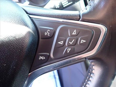 Used 2021 Chevrolet Equinox LT AWD/4WD image 19