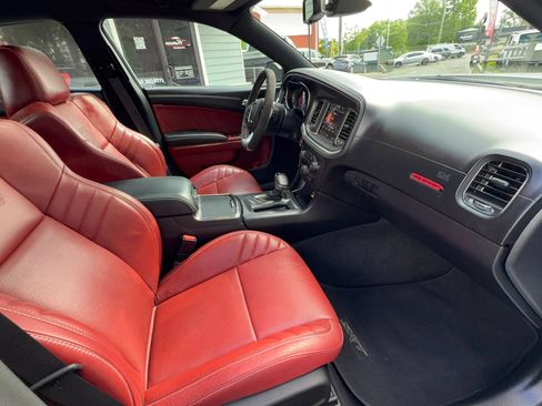 Used 2023 Dodge Charger SRT Hellcat w/ Harman/Kardon Audio Group RWD image 23