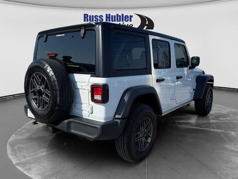 Used 2024 Jeep Wrangler Unlimited Sport AWD/4WD image 6