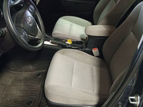 Used 2016 Toyota Corolla LE FWD image 9