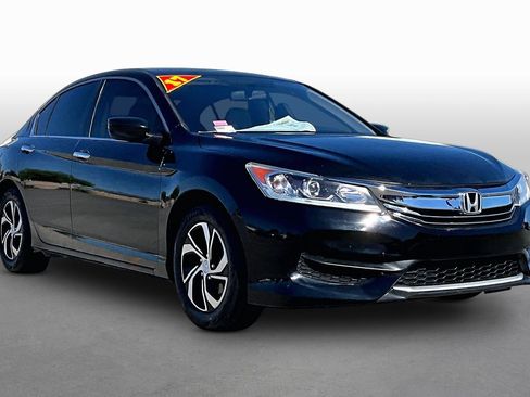 Used 2017 Honda Accord LX image 10