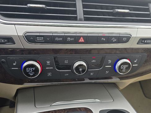 Used 2019 Audi Q7 2.0T Premium AWD/4WD image 14