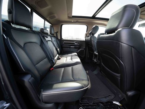 Used 2019 RAM 1500 Laramie image 23