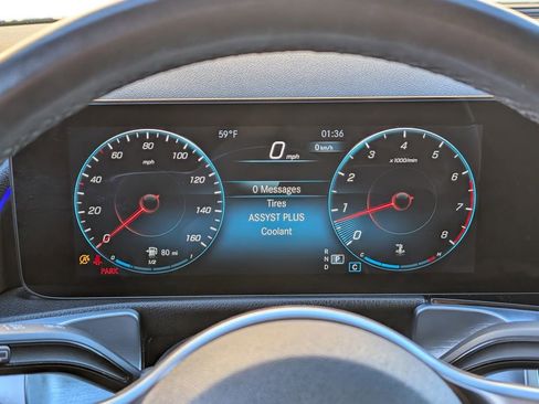 Certified 2022 Mercedes-Benz GLB 250 4MATIC image 14