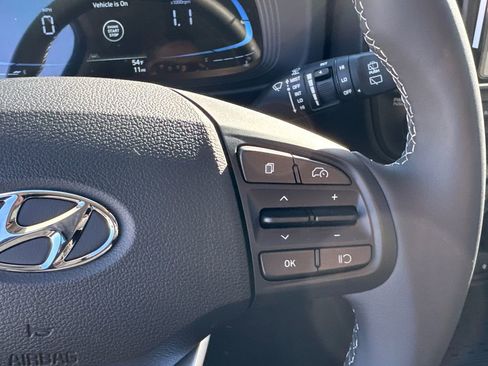 New 2026 Hyundai Venue SEL FWD image 17