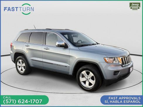 Used 2013 Jeep Grand Cherokee Laredo image 3