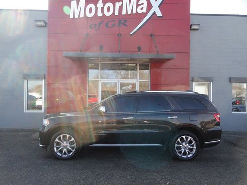 Used 2016 Dodge Durango Citadel w/ Trailer Tow Group IV image 2