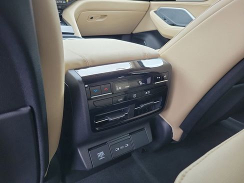 New 2026 Acura MDX Base image 15