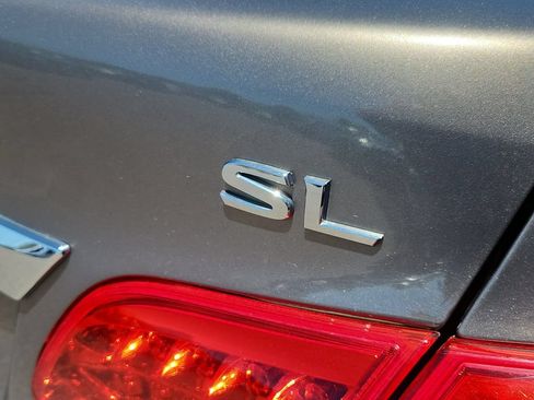 Used 2015 Nissan Sentra SL FWD image 12