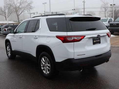 Used 2020 Chevrolet Traverse LT image 29