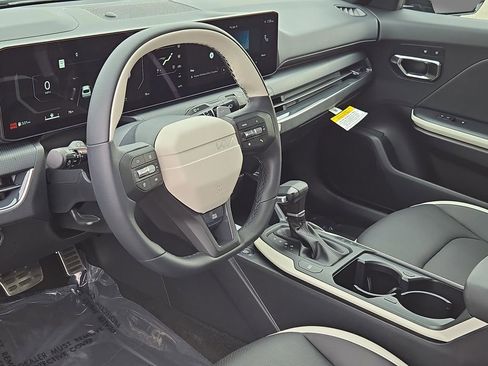 New 2025 Kia K4 GT-Line Turbo image 17