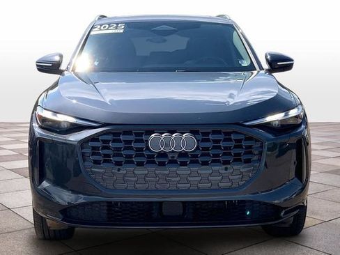 Used 2025 Audi Q5 Premium w/ Convenience Package AWD/4WD image 3