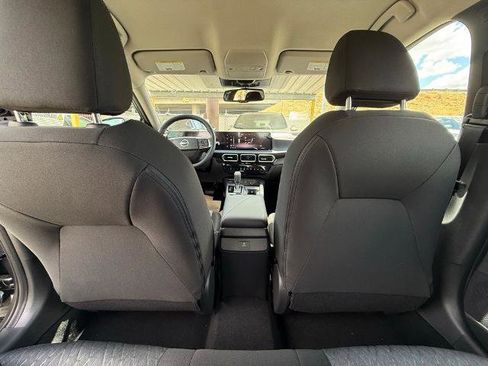New 2026 Nissan Sentra SV w/ SV Convenience Package FWD image 11