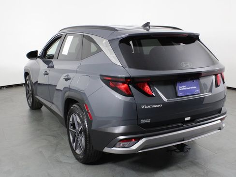 Used 2026 Hyundai Tucson SEL FWD image 16