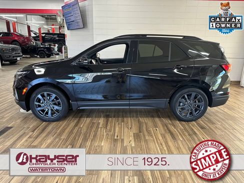 Used 2023 Chevrolet Equinox RS w/ RS Leather Package AWD/4WD image 2