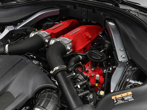 Certified 2025 Ferrari Roma Spider image 32