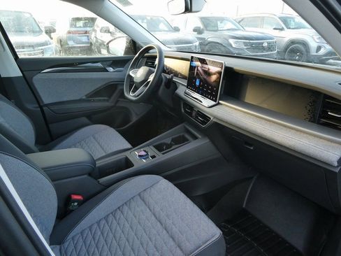 New 2026 Volkswagen Tiguan S AWD/4WD image 21