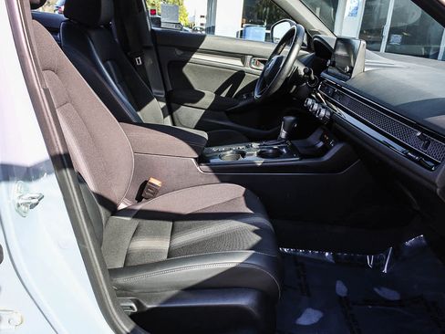 Used 2022 Honda Civic Sport image 16