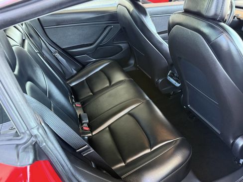 Used 2019 Tesla Model 3 Mid Range RWD image 18