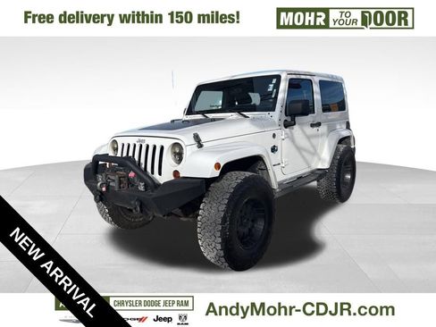Used 2012 Jeep Wrangler Sahara image 3