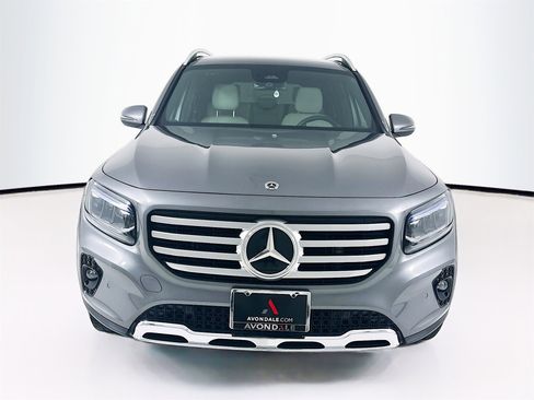 Used 2025 Mercedes-Benz GLB 250 GLB 250 image 2
