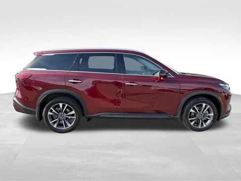 Used 2023 INFINITI QX60 Luxe w/ Cargo Package FWD image 8